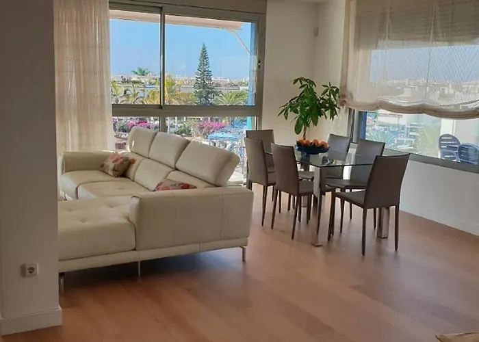 Beachfront Loft In By El Sirocco * 莫甘海滩