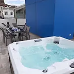 Apartmán Beachfront Loft In By El Sirocco *